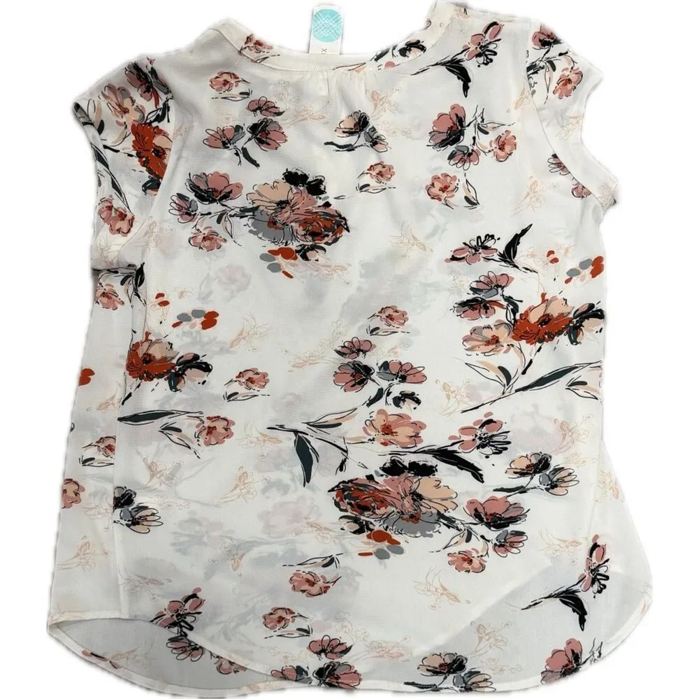 Fun2Fun Floral Short Sleeve Blouse | Size XL | NWT - Picture 2 of 2